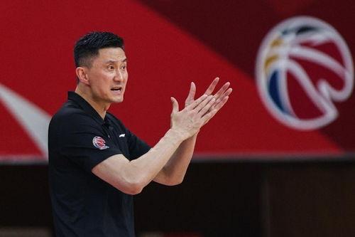 微博爆料杜锋经纪人视频,揭秘篮球巨星背后的故事与争议  第1张